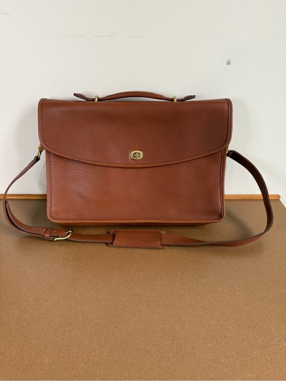 Coach Mens Leather Lexington Briefcase Messenger Bag in Cognac Brown